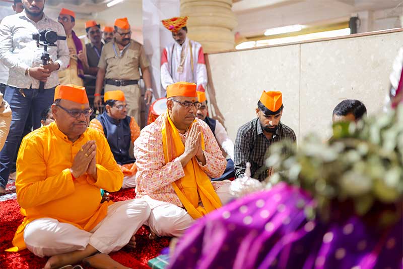 शस्त्रपुजन